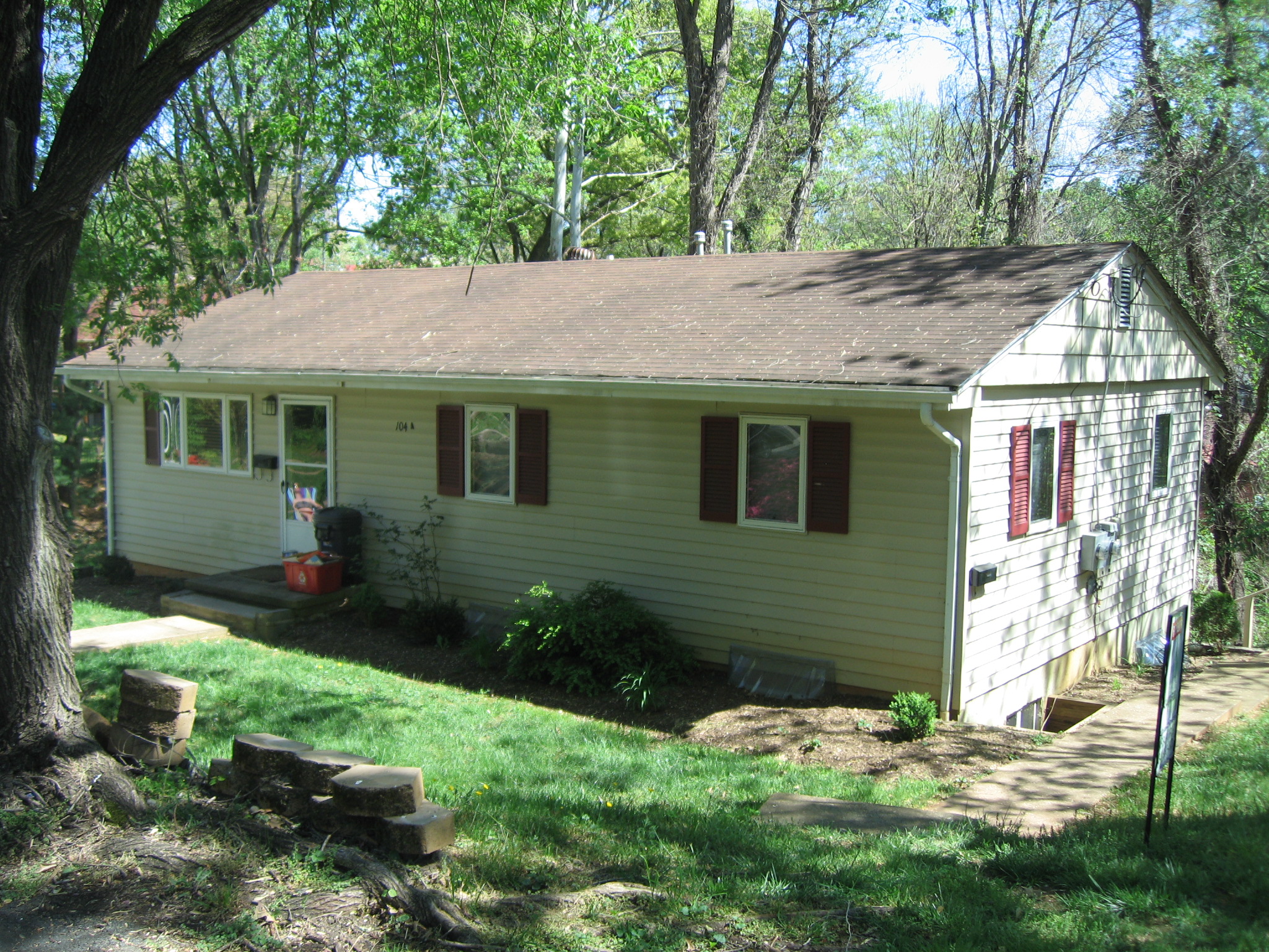 104-A Laurel Circle